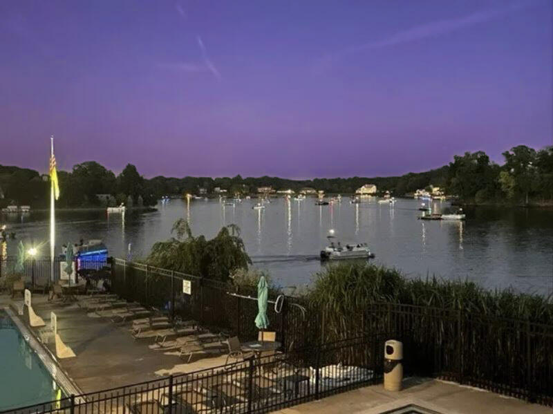 454 Roxbury Road Valparaiso, IN 46385 - Photo 5 of 11 800x599