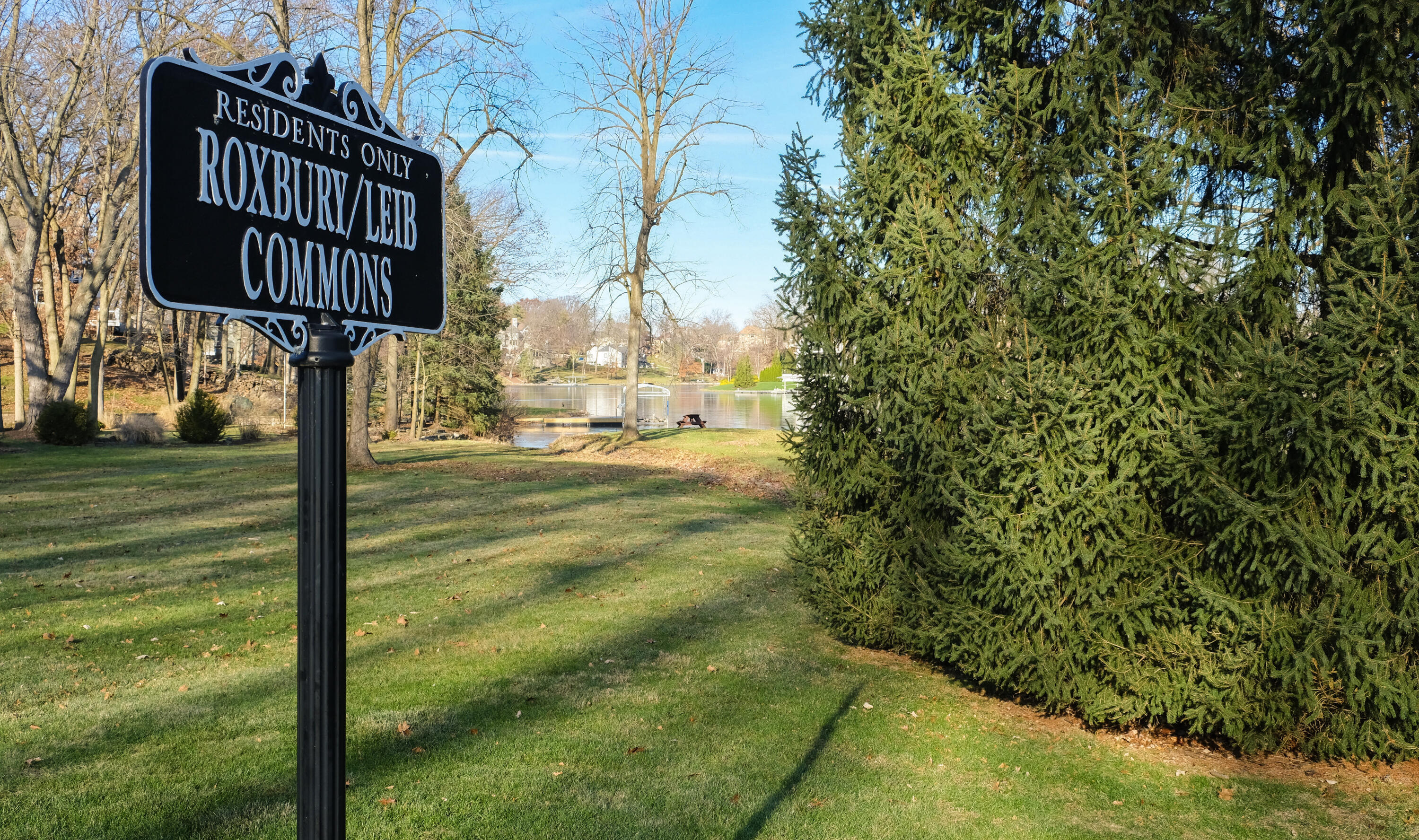 454 Roxbury Road Valparaiso, IN 46385 - Photo 6 of 11 3000x1776