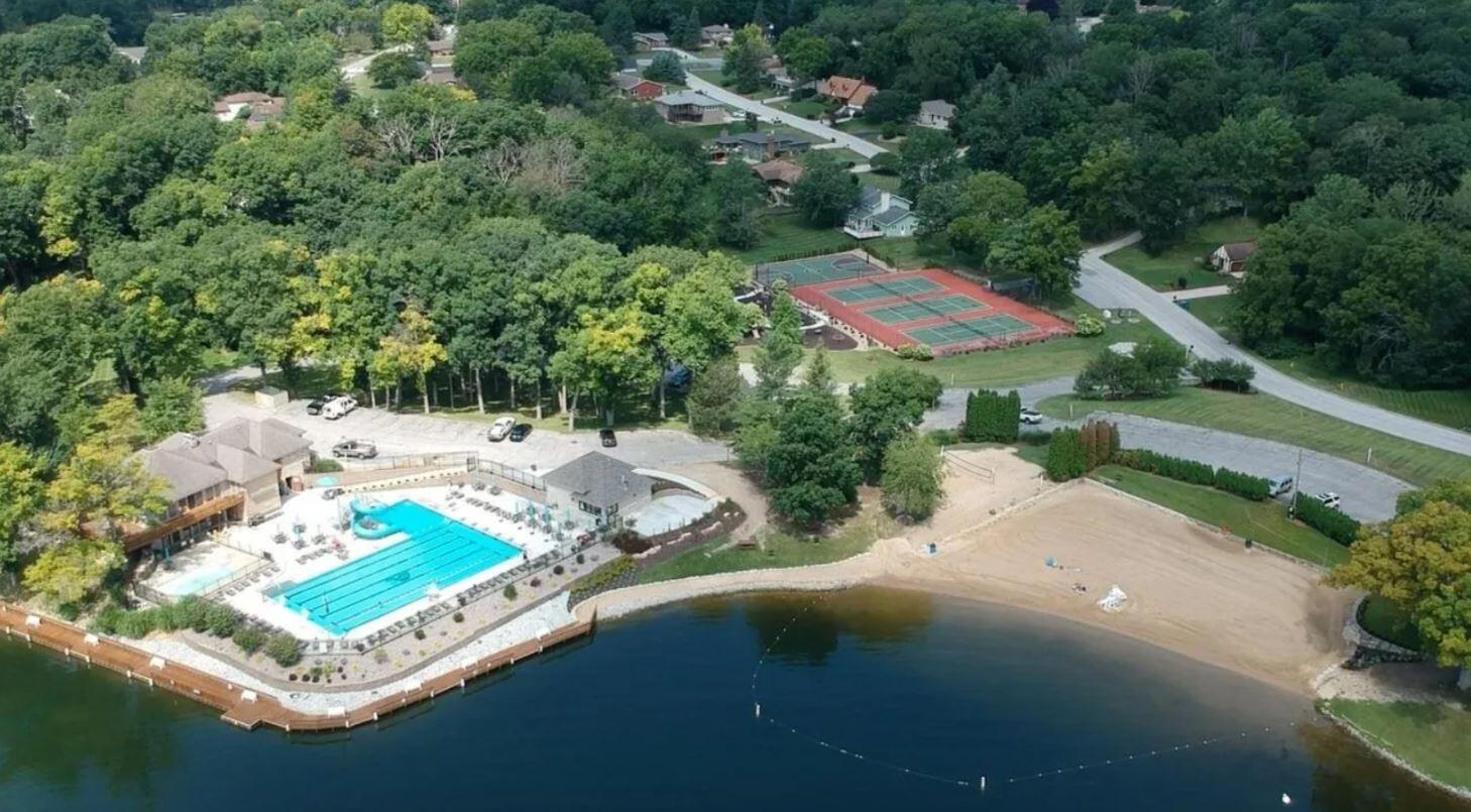 454 Roxbury Road Valparaiso, IN 46385 - Photo 10 of 11 1458x805