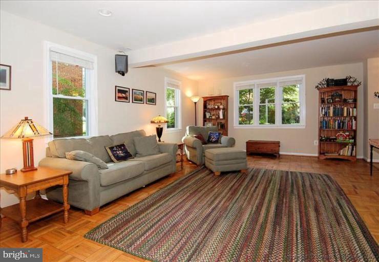 1105 Carson Street Silver Spring, MD 20901 - Photo 8 of 20