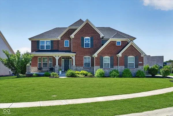 $1,050,000 | 11137 Glen Avon Way, Zionsville, IN 46077