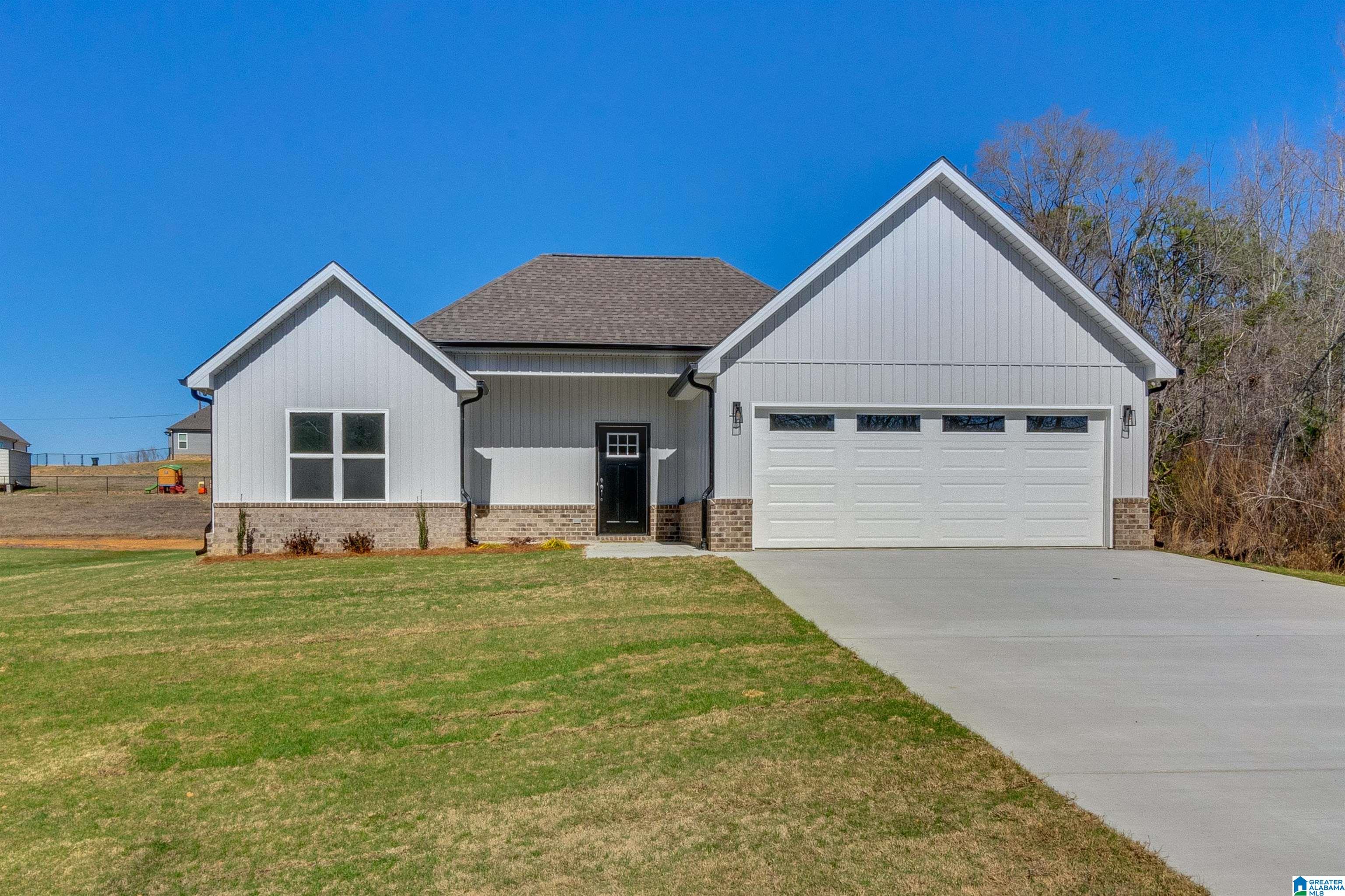 830 New Style Circle Clanton, AL 35045 - Photo 1 of 46