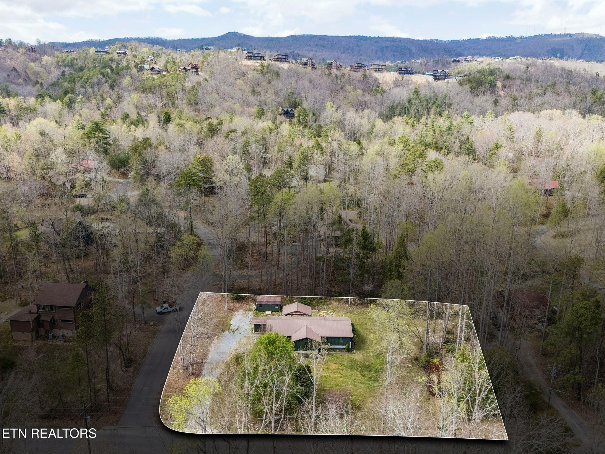 2875 McMahan Sawmill Road Sevierville, TN 37862 - Photo 28 of 31 53-2875 McMahan Sawmill Rd - 053