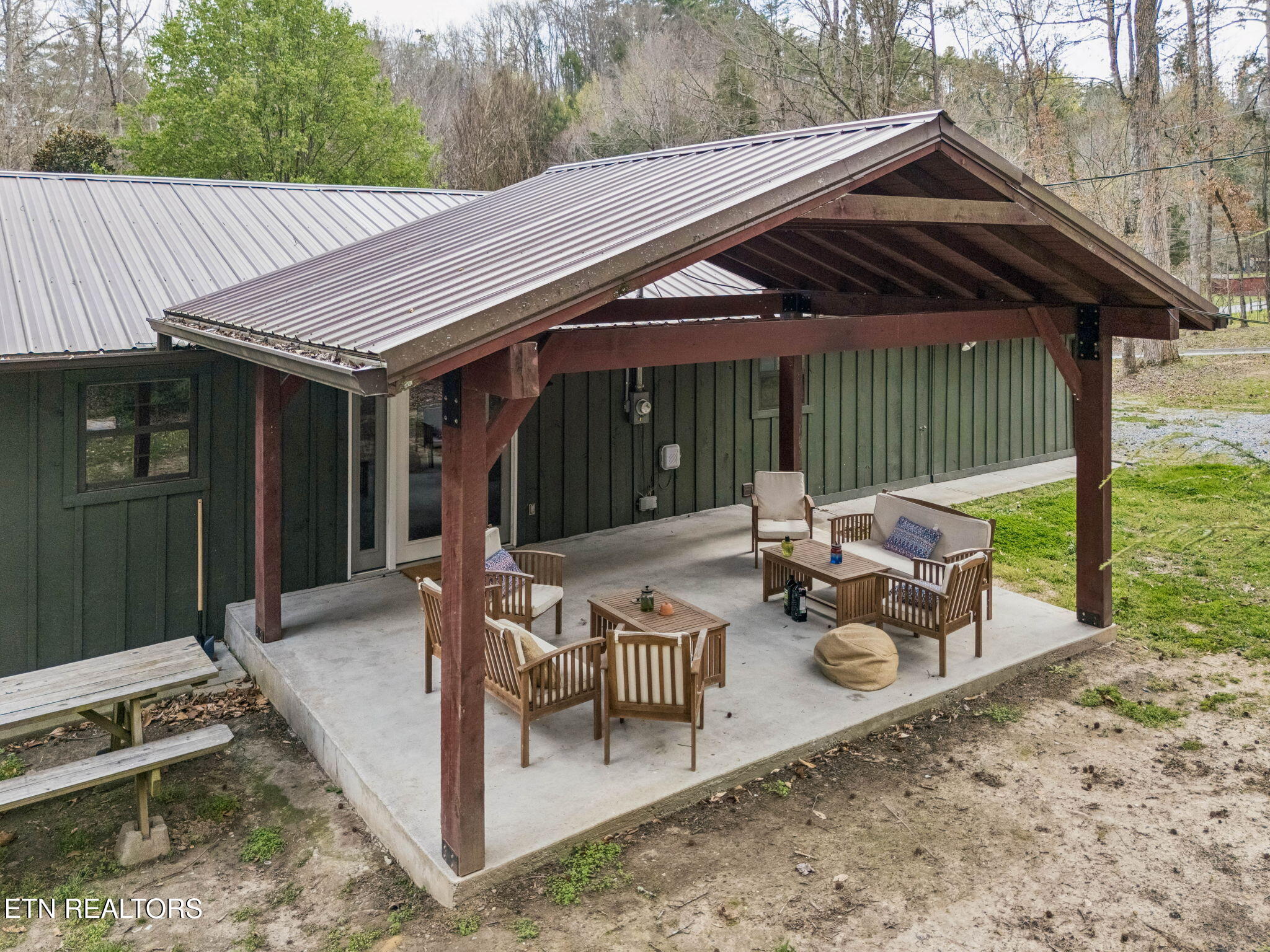 2875 McMahan Sawmill Road Sevierville, TN 37862 - Photo 4 of 31 46-2875 McMahan Sawmill Rd - 046