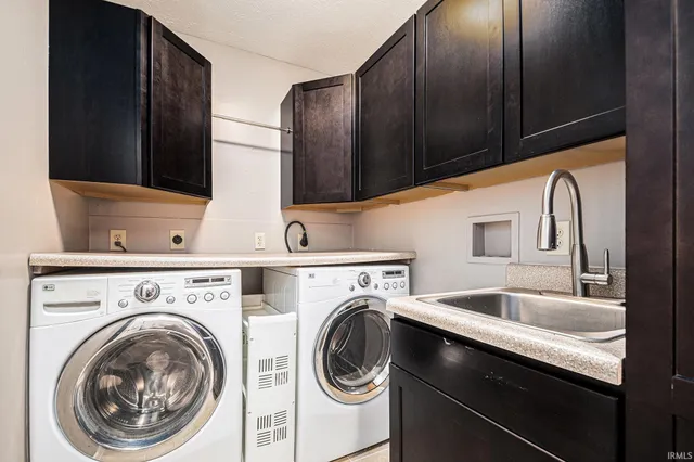 $649,000 | 52048 Glen Arbor Court, Granger, IN 46530