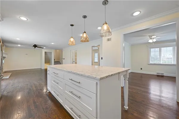 $1,200,000 | 6241 Howe Drive, Fairway, KS 66208