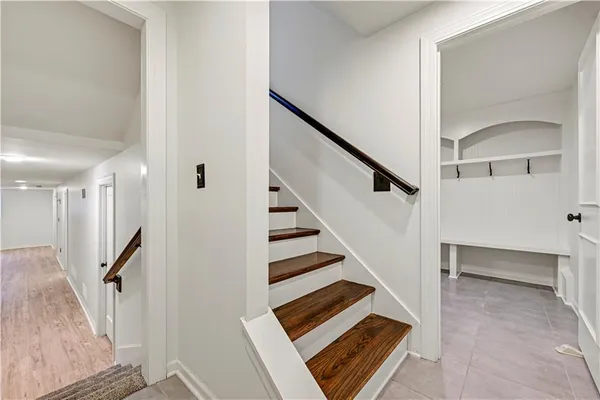 $1,200,000 | 6241 Howe Drive, Fairway, KS 66208