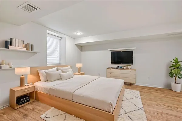 $1,200,000 | 6241 Howe Drive, Fairway, KS 66208