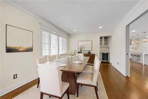 $1,200,000 | 6241 Howe Drive, Fairway, KS 66208