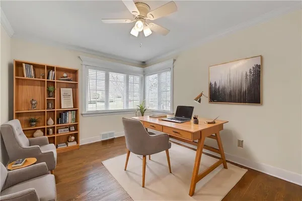 $1,200,000 | 6241 Howe Drive, Fairway, KS 66208