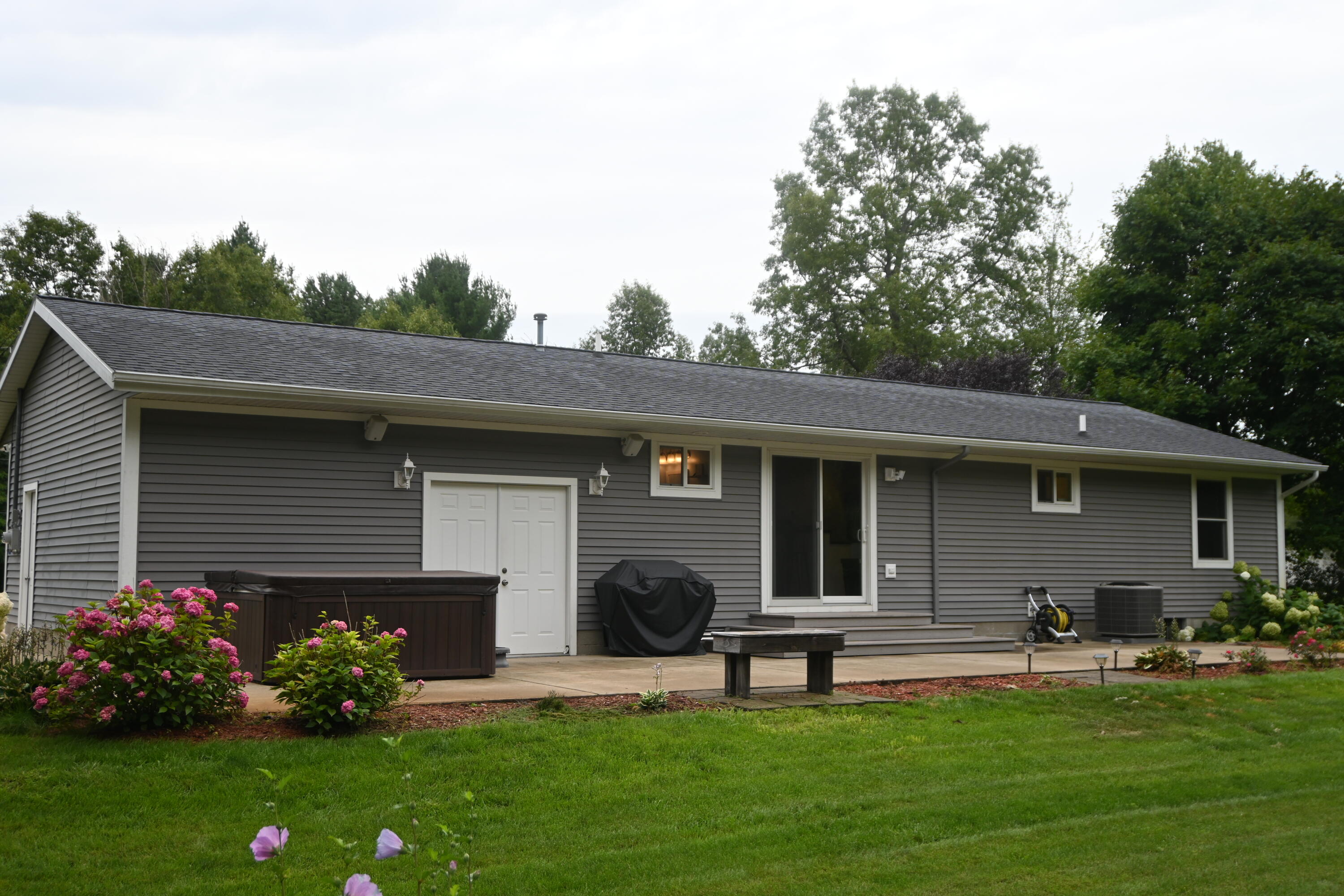 2698 Hamilton Road Muskegon, MI 49445 - Photo 10 of 51 DSC_5175