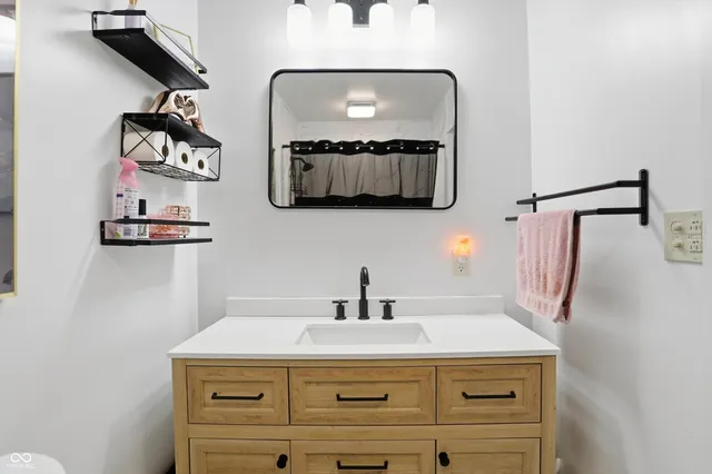 $195,000 | 2492 South 125 East, Shelbyville, IN 46176