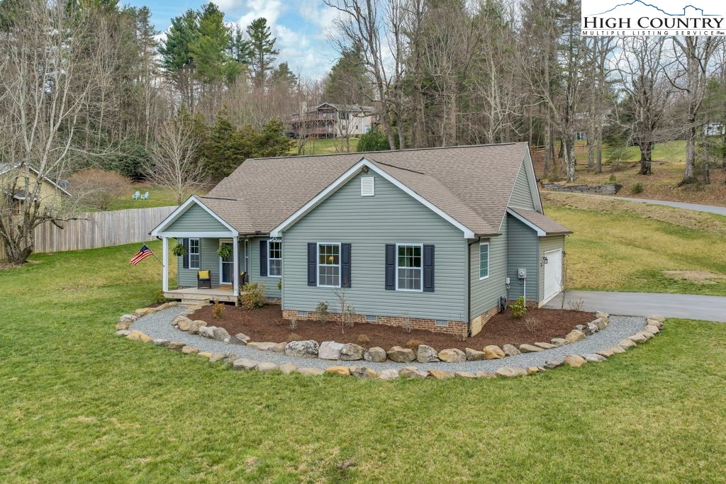 135 Willow Trail Boone, NC 28607 - Photo 3 of 34