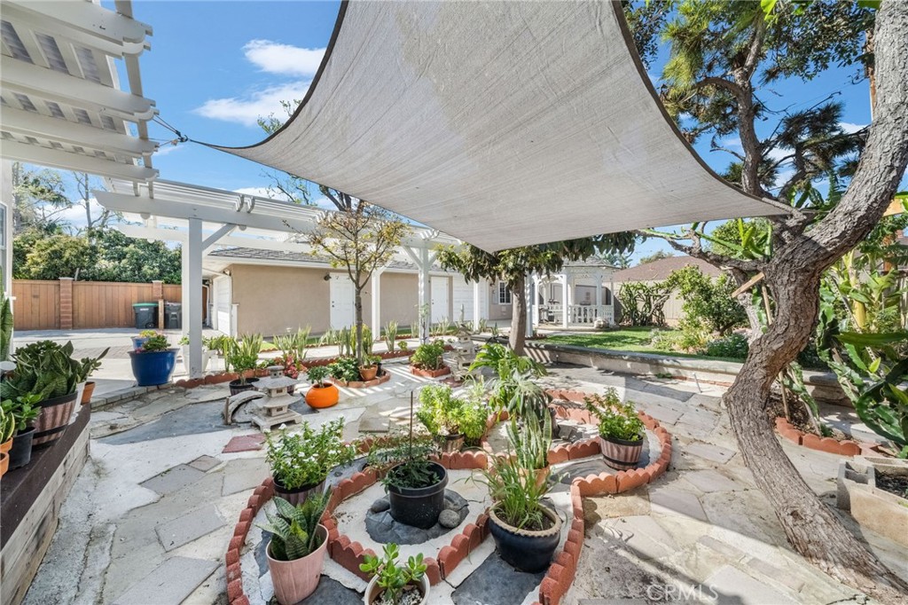178 North Monterey Road Orange, CA 92866 - Photo 44 of 56