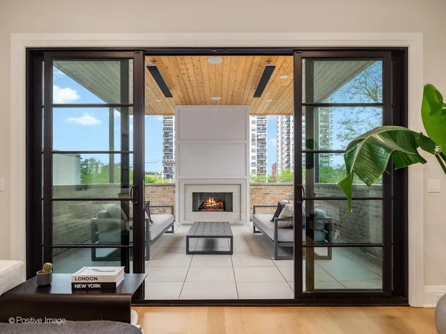 $6,500,000 | 1438 North Dearborn Street, Chicago, IL 60610