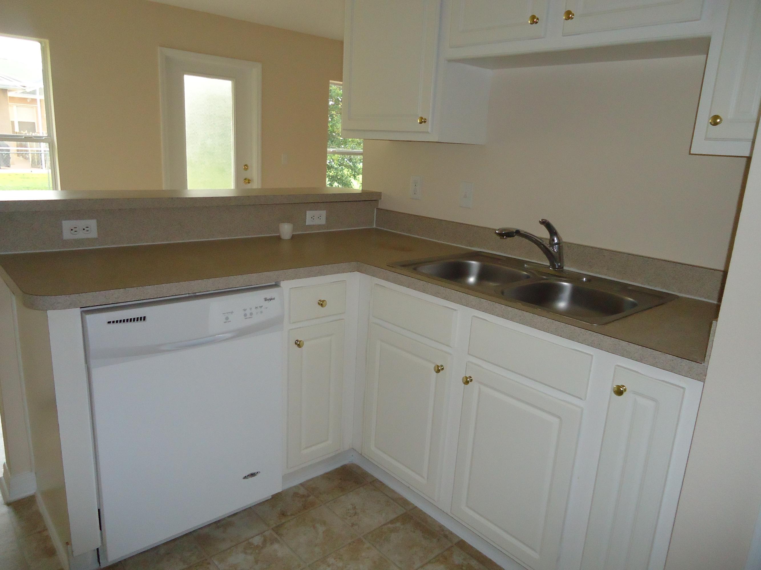 1237 Southwest Fountain Avenue Port St. Lucie, FL 34953 - Photo 11 of 27 DSC02930