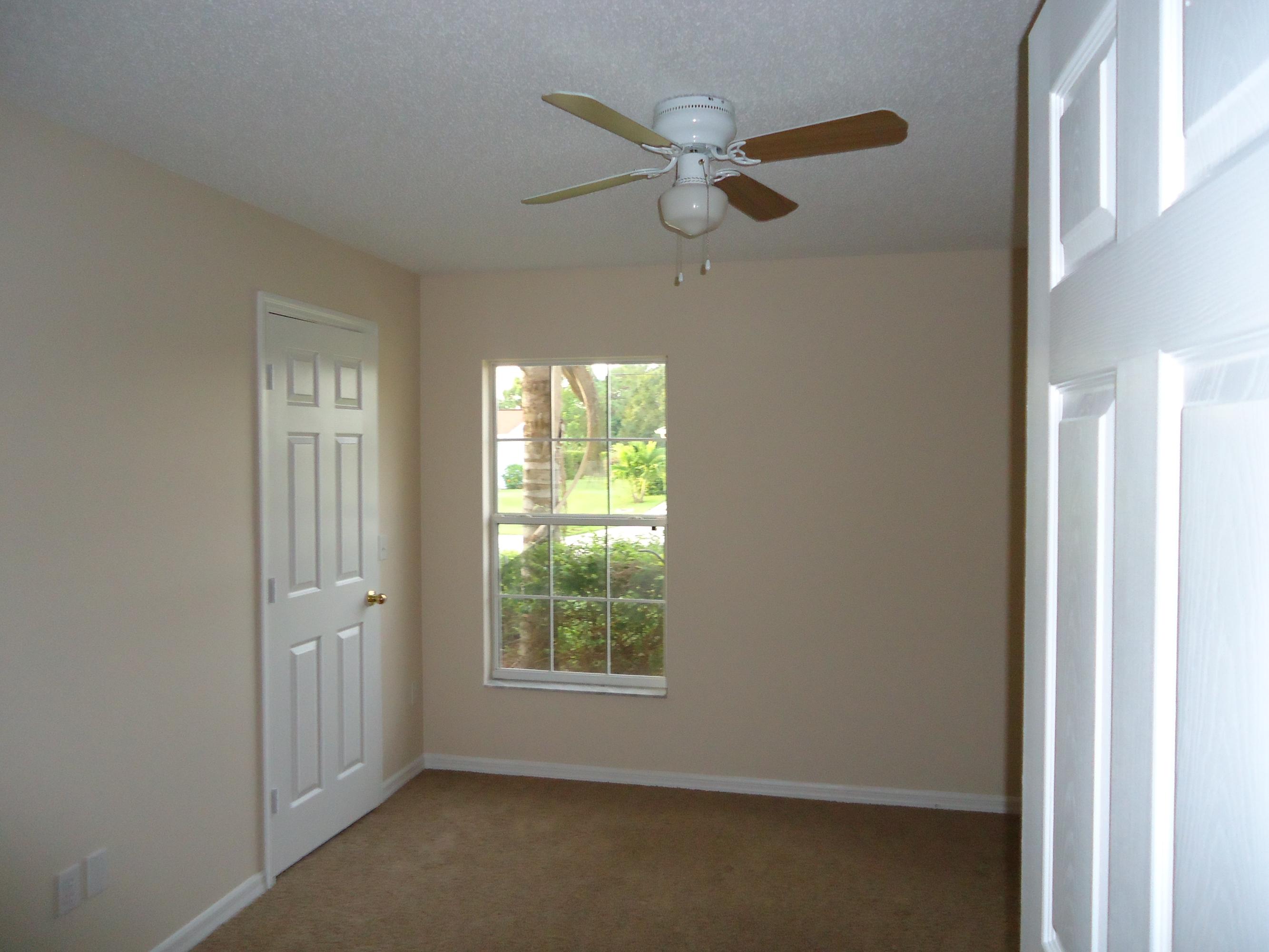 1237 Southwest Fountain Avenue Port St. Lucie, FL 34953 - Photo 22 of 27 DSC02942
