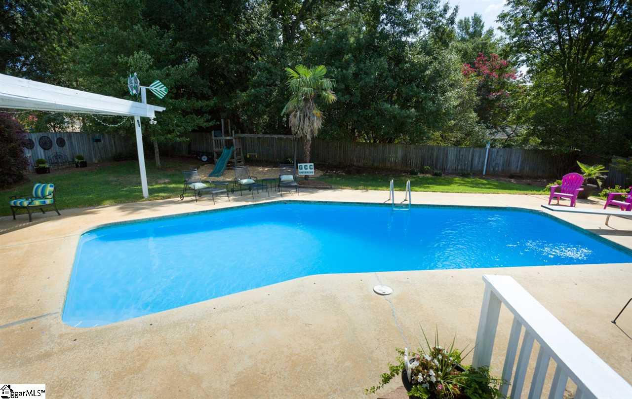 713 Wembley Road Greenville, SC 29607 - Photo 30 of 36 Gallery Image 30