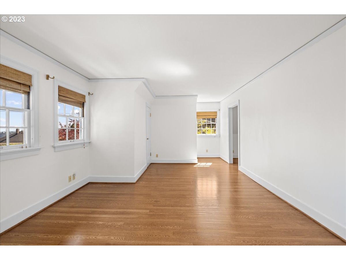 2896 Northwest Westover Road Portland, OR 97210 - Photo 24 of 34 Gallery Image 24