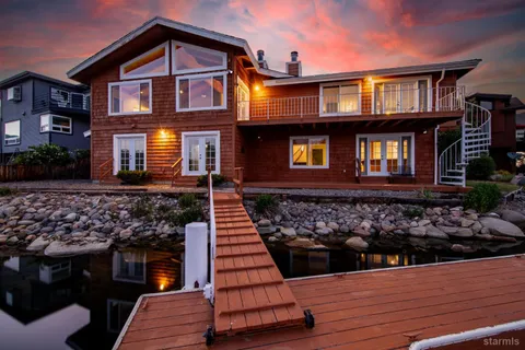 $3,595,000 | 2067 Aloha Drive, South Lake Tahoe, CA 96150