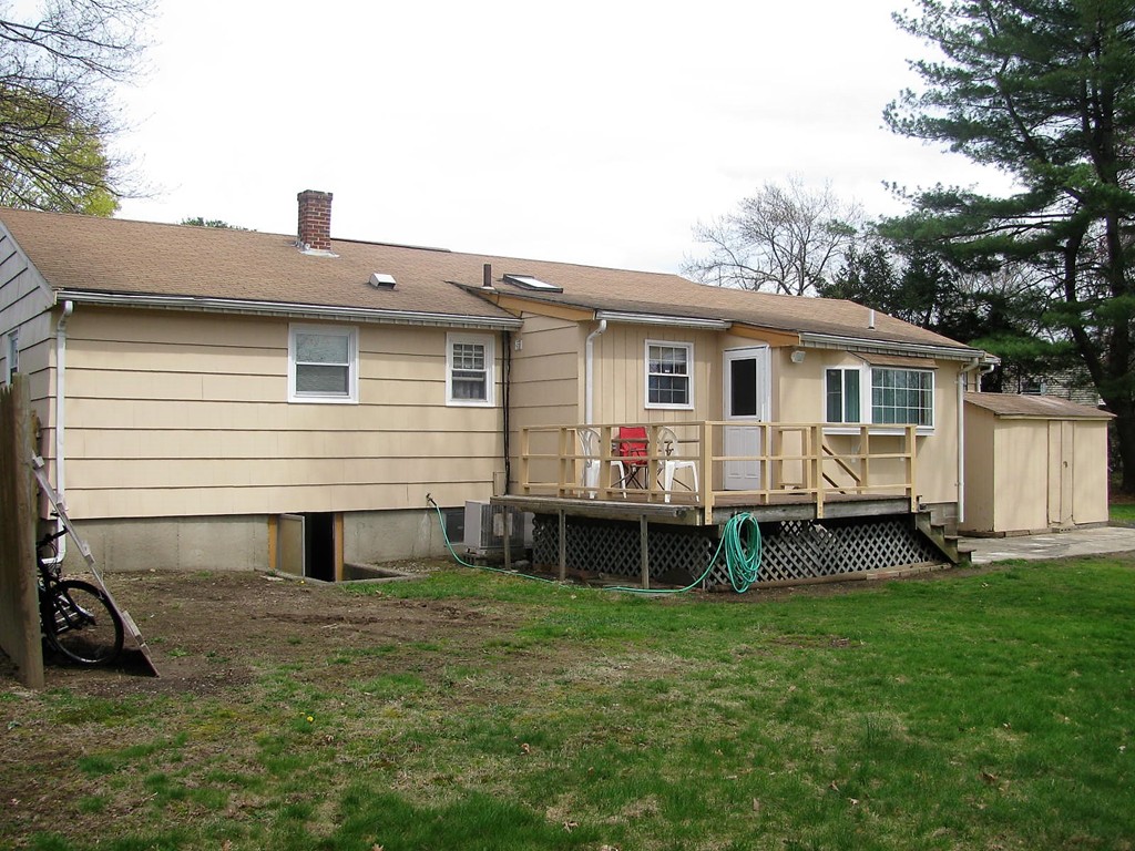 25 Michael Road Randolph, MA 02368 - Photo 18 of 19 Gallery Image 18