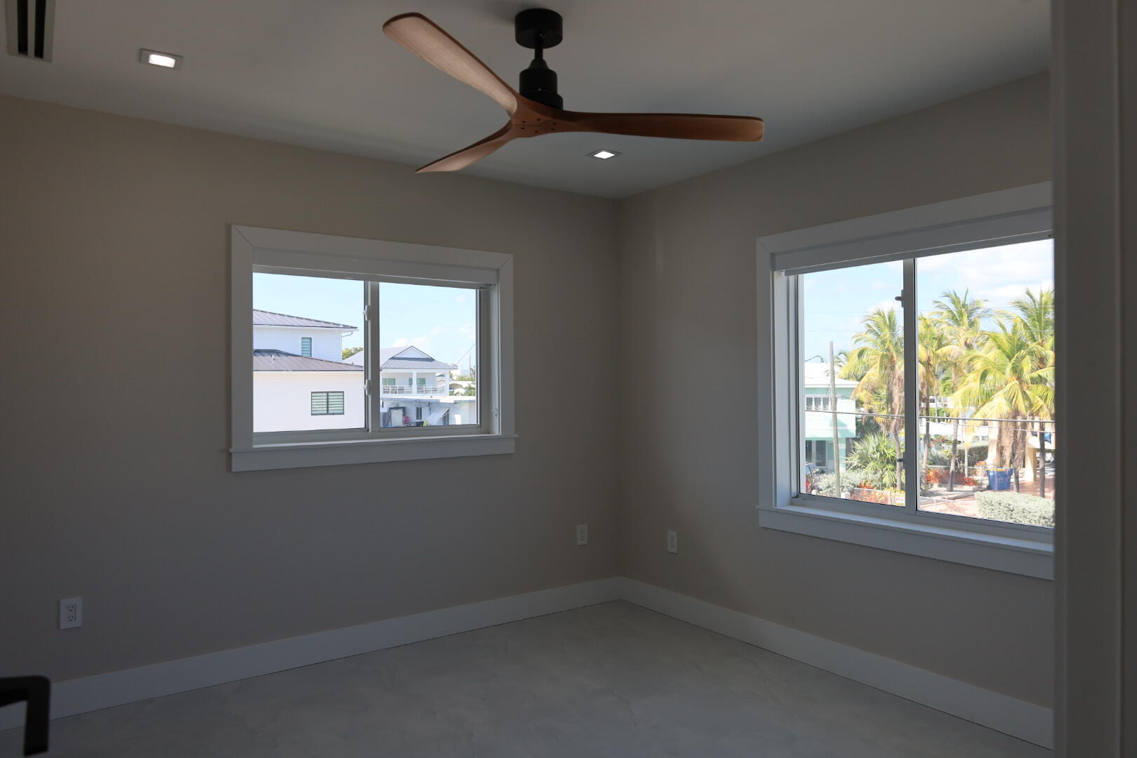 115 Azalea Street Tavernier, FL 33070 - Photo 28 of 33 IMG_0055