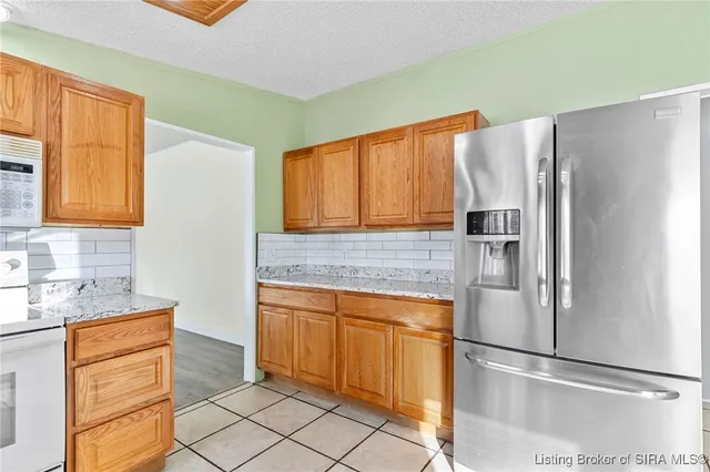 $207,000 | 242 Blunt Avenue, Austin, IN 47102