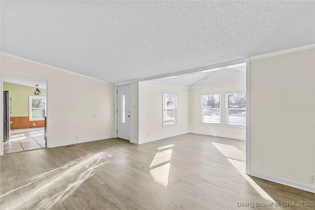 $207,000 | 242 Blunt Avenue, Austin, IN 47102