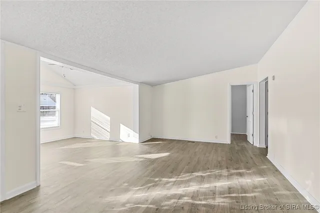 $207,000 | 242 Blunt Avenue, Austin, IN 47102