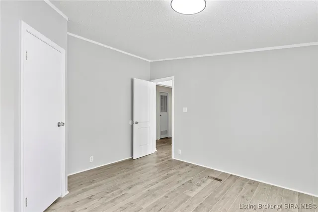 $207,000 | 242 Blunt Avenue, Austin, IN 47102