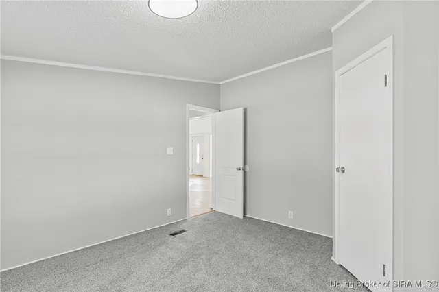 $207,000 | 242 Blunt Avenue, Austin, IN 47102