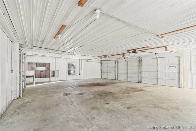 $207,000 | 242 Blunt Avenue, Austin, IN 47102