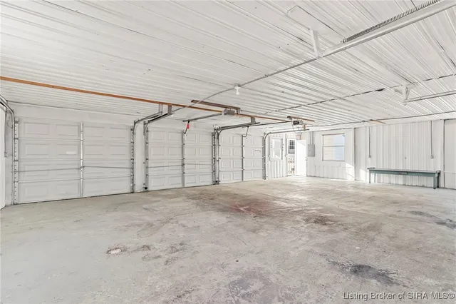 $207,000 | 242 Blunt Avenue, Austin, IN 47102