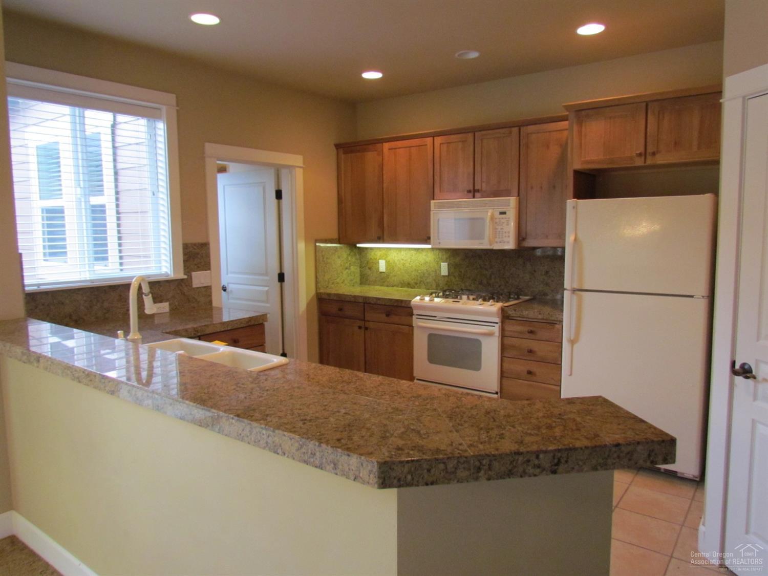 635 Southwest Peak View Place Bend, OR 97702 - Photo 2 of 18 Additional Photo