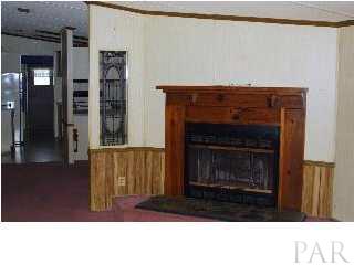 1190 Conference Road Cantonment, FL 32533 - Photo 6 of 11 Gallery Image 6