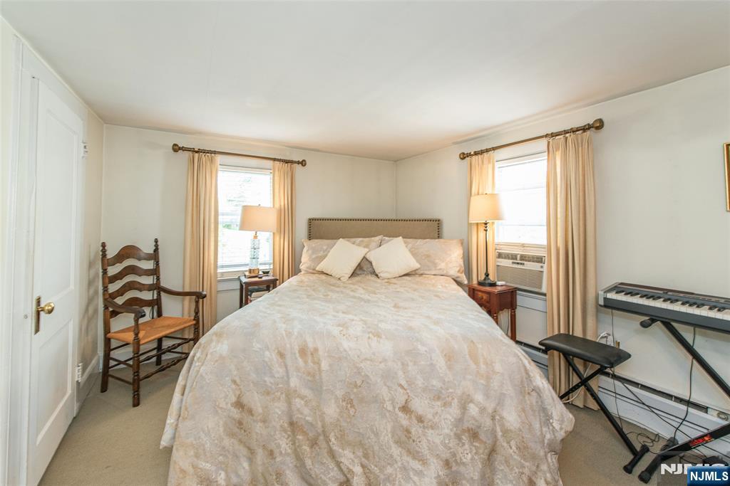 257 McCosh Road Clifton, NJ 07043 - Photo 30 of 35