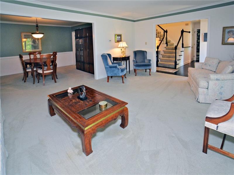 123 Shadow Ridge Drive Pittsburgh, PA 15238 - Photo 8 of 25 Gallery Image 8