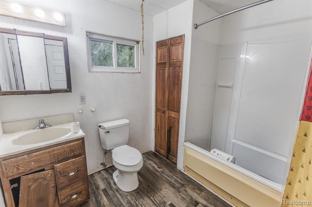 8368 Vassar Road Millington, MI 48746 - Photo 5 of 27 Gallery Image 5