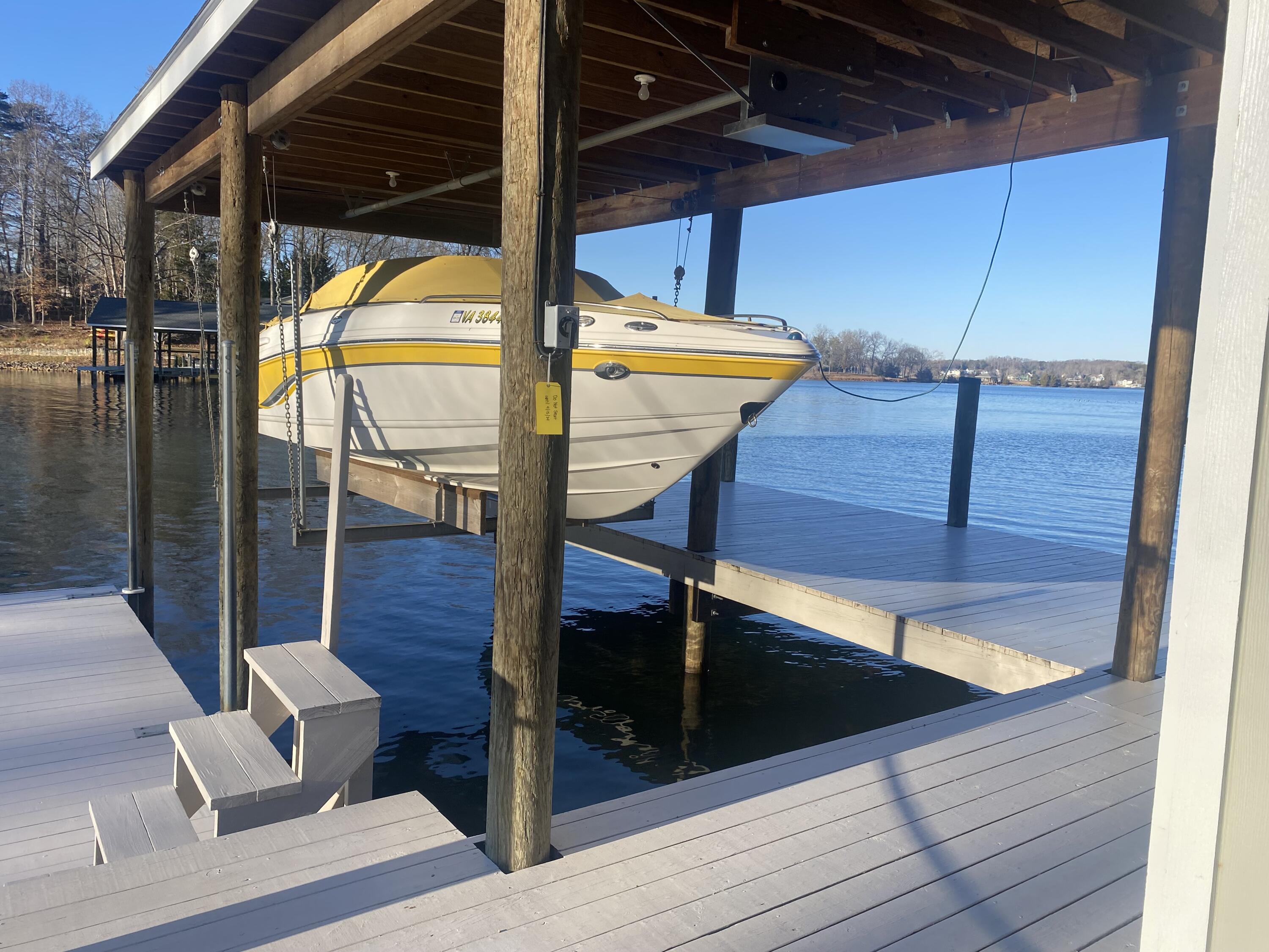 581 Lakestone Road Union Hall, VA 24176 - Photo 14 of 66 24' Boat Lift