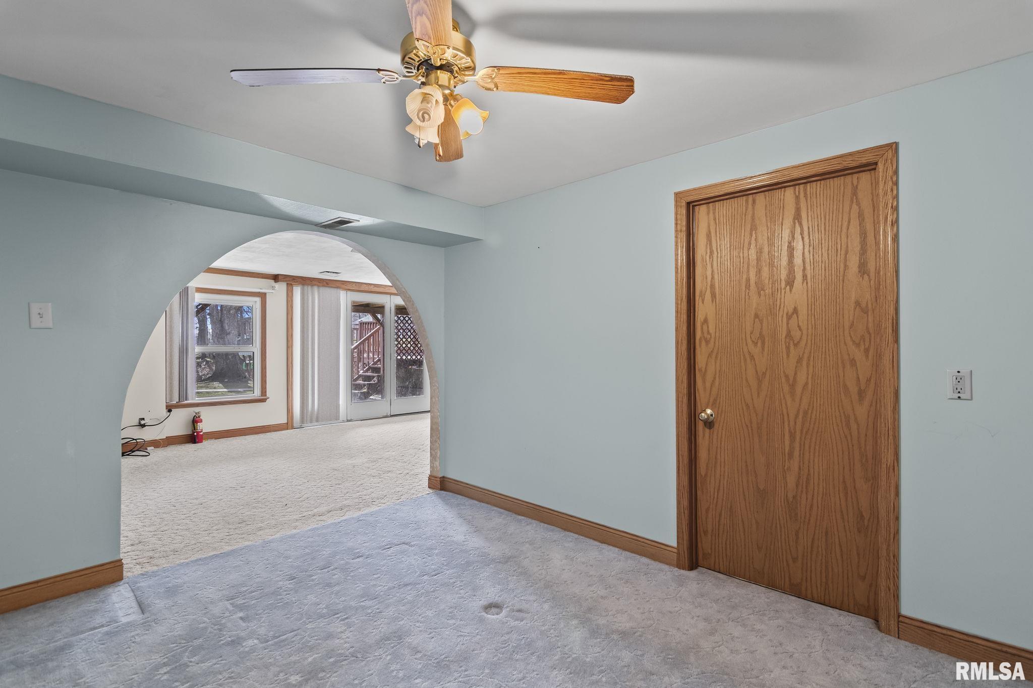 15959 North Lake Road Girard, IL 62640 - Photo 25 of 44