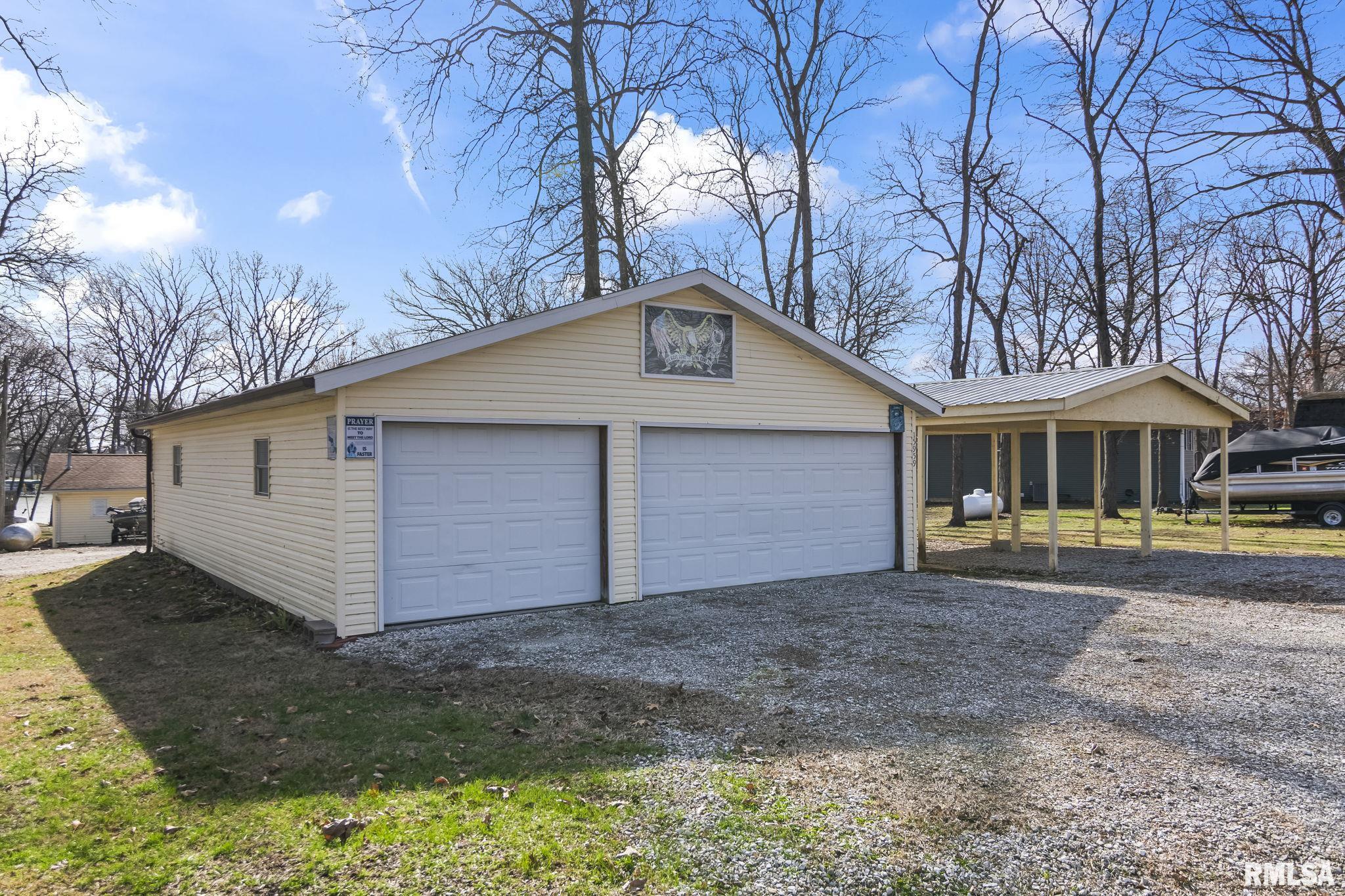 15959 North Lake Road Girard, IL 62640 - Photo 40 of 44