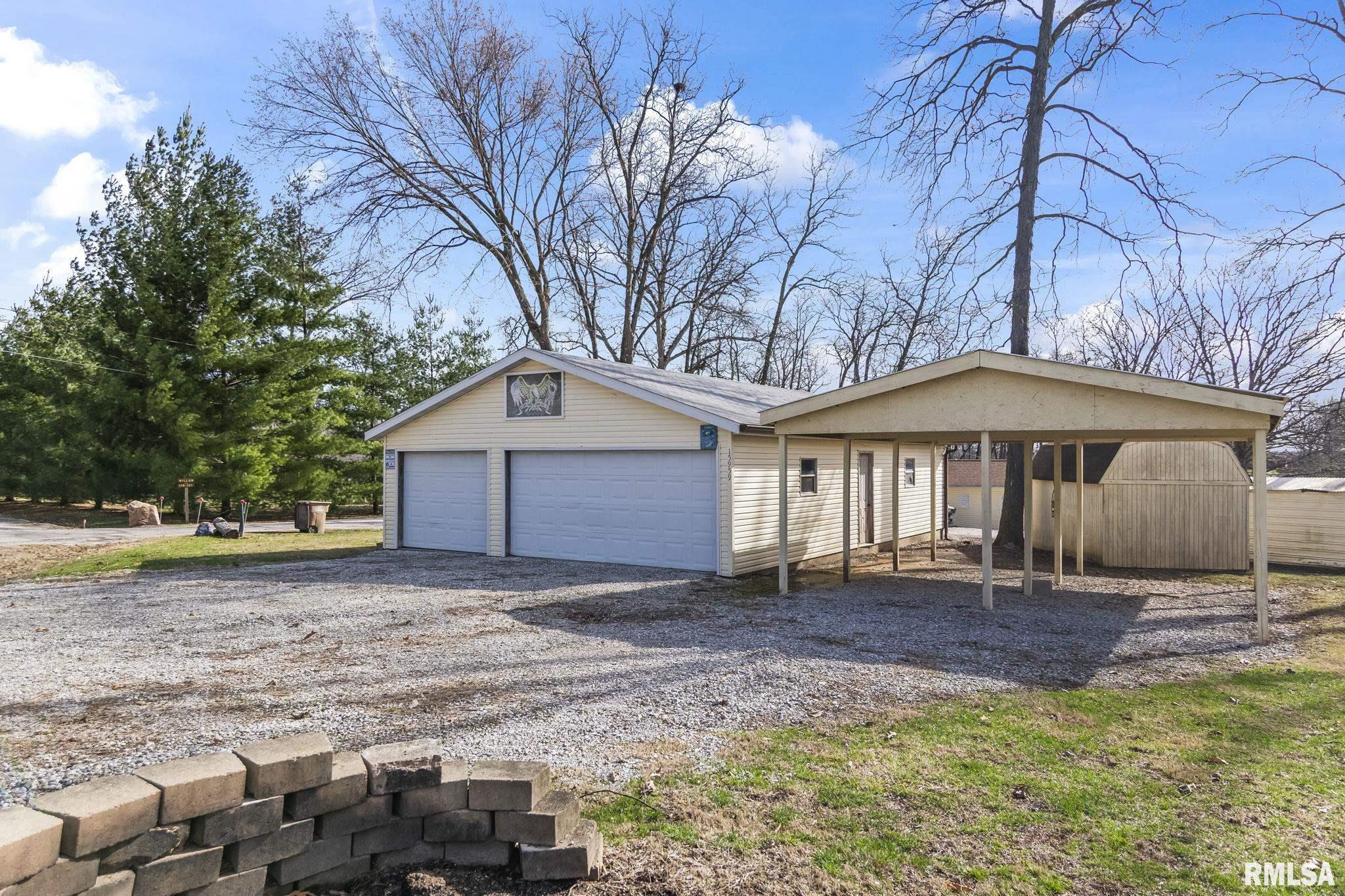 15959 North Lake Road Girard, IL 62640 - Photo 42 of 44