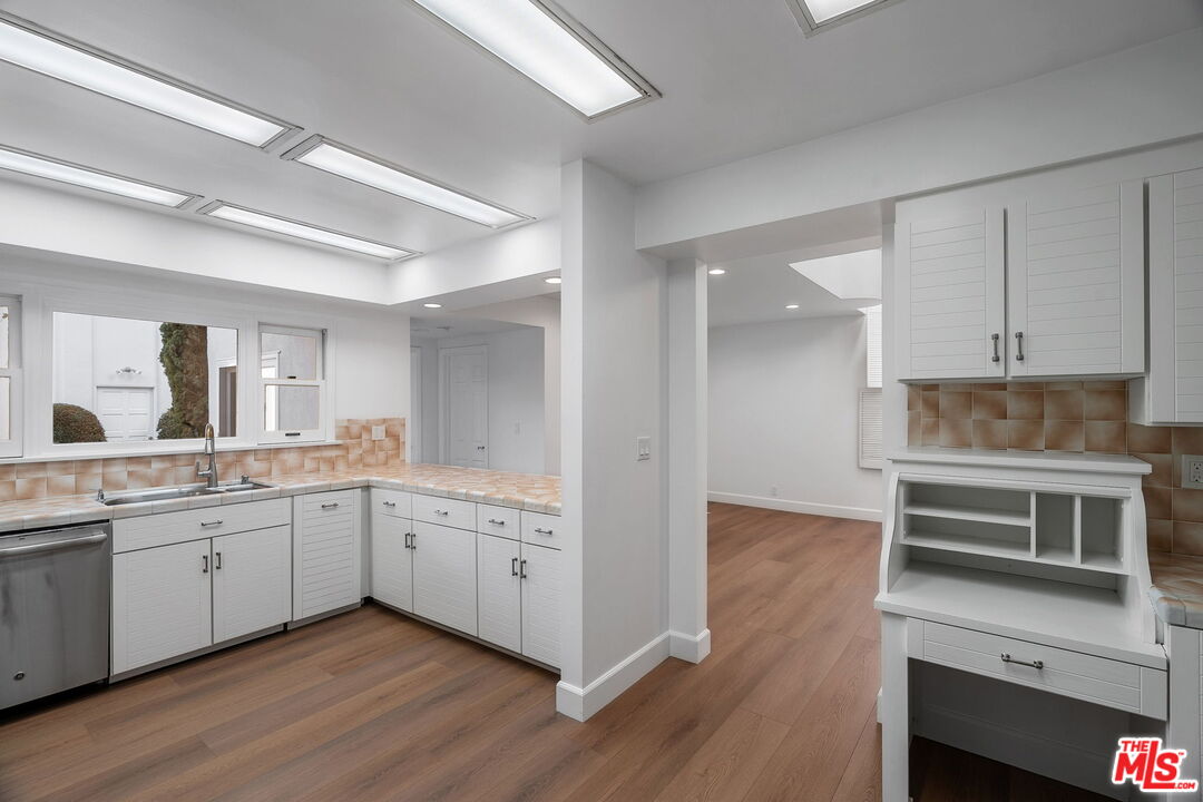 459 21st Place Santa Monica, CA 90402 - Photo 15 of 42