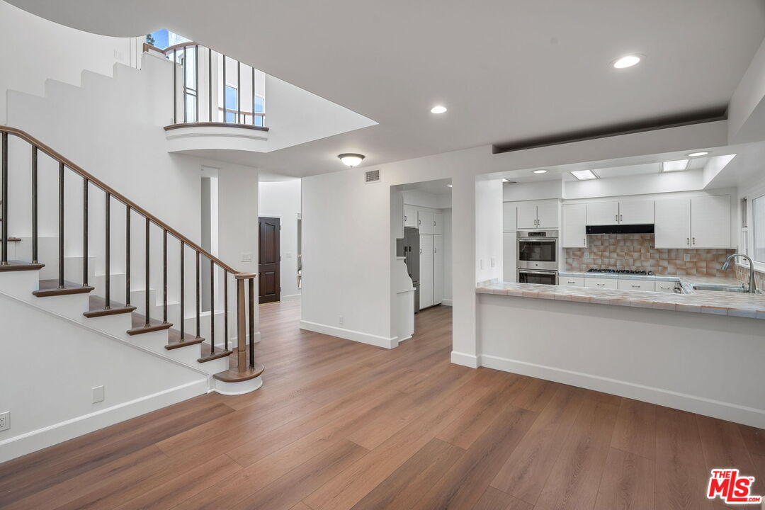 459 21st Place Santa Monica, CA 90402 - Photo 17 of 42