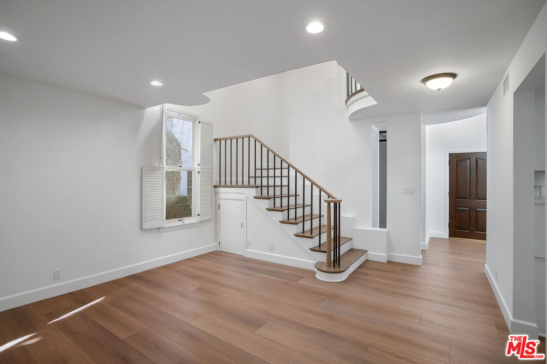 459 21st Place Santa Monica, CA 90402 - Photo 19 of 42