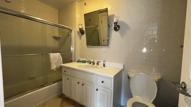 $2,400 | 100 West Main Street, Unit 2, Norton, MA 02766