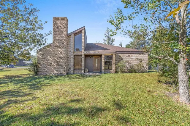 $230,000 | 670 Abby Lane, Lake Charles, LA 70611