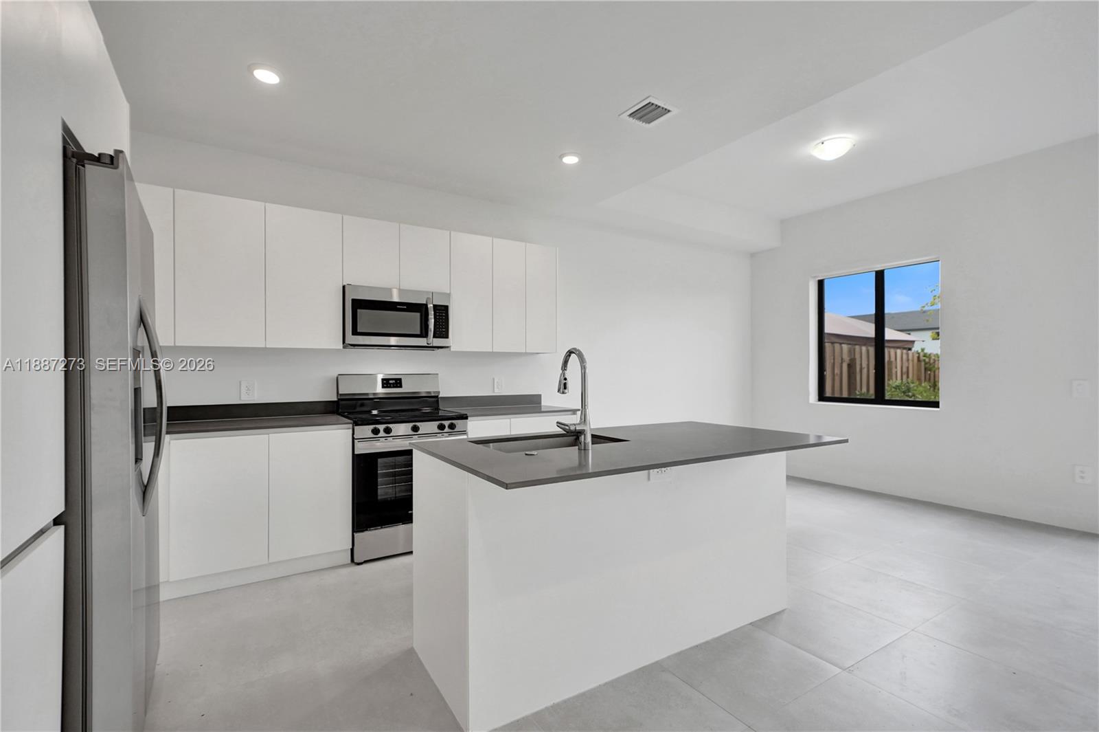 18944 Southwest 344th Terrace Homestead, FL 33034 - Photo 6 of 58