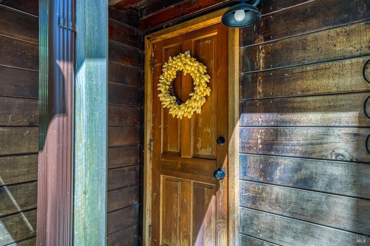 17000 Edgewood Way Middletown, CA 95461 - Photo 6 of 40 a close view of a bathroom