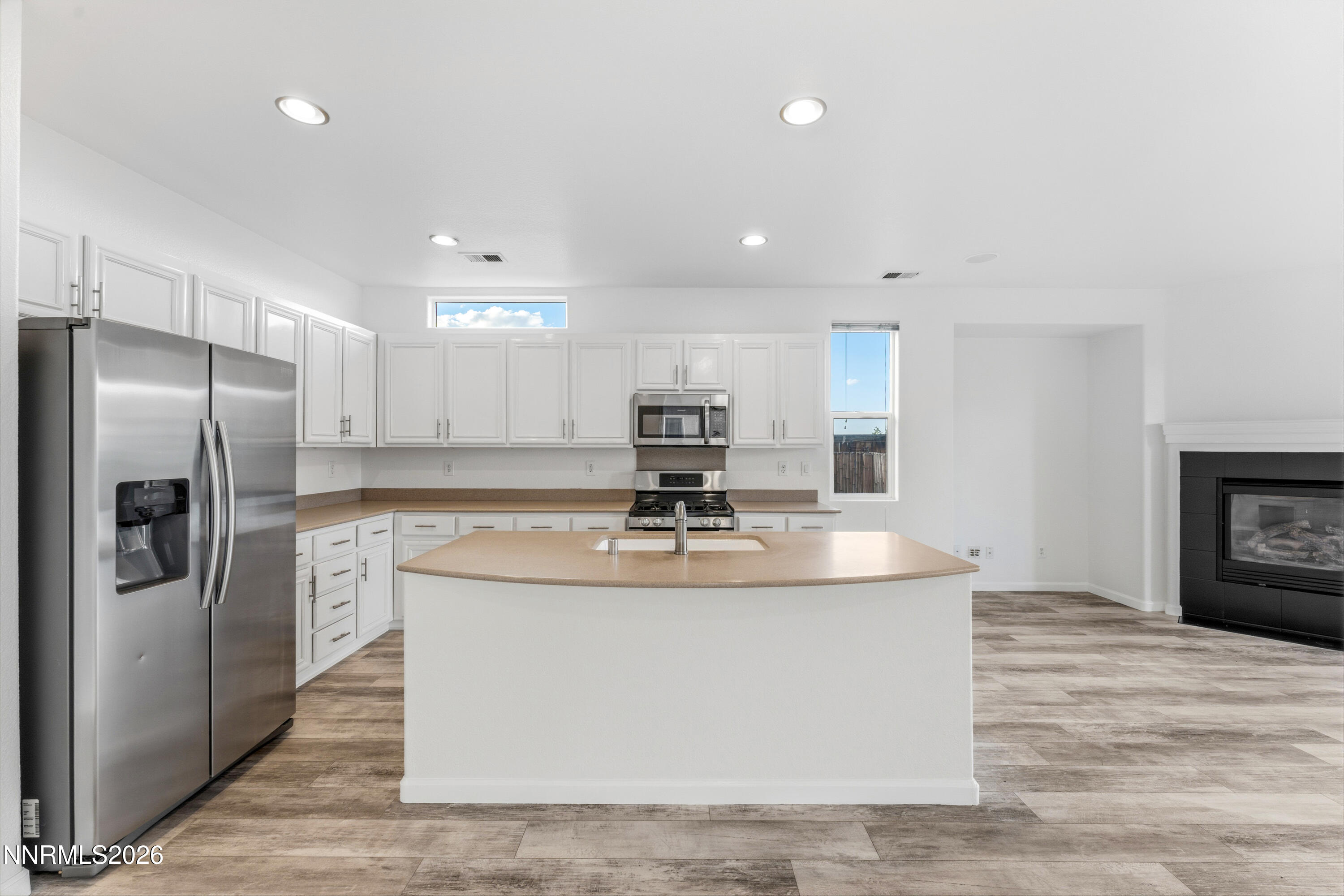 10548 Twin Bridges Way Reno, NV 89521 - Photo 33 of 71 12- Kitchen- O